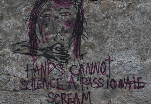 Porto - Hands cannot silence a passionate scream