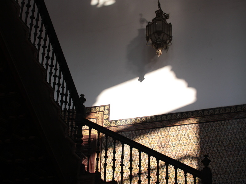 Sevilla / Séville - Escalier d'un bâtiment de la Plaza de España